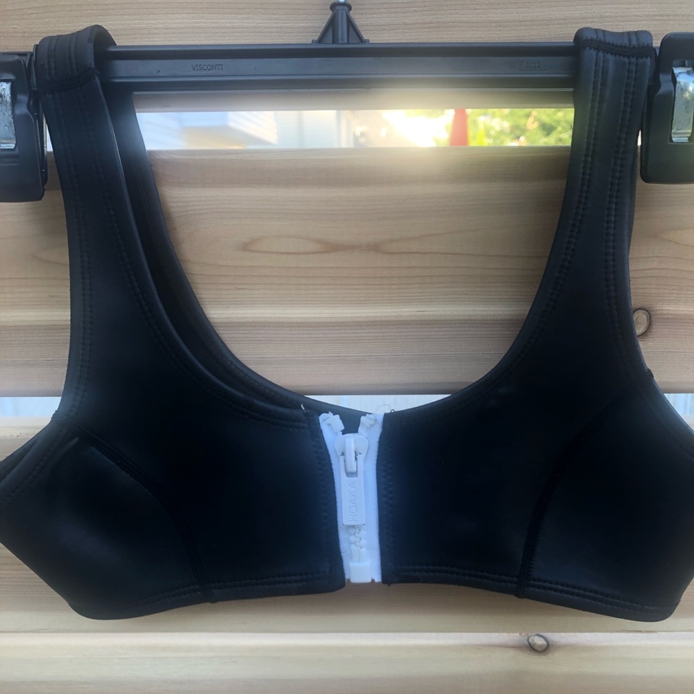 Hoaka bikini top